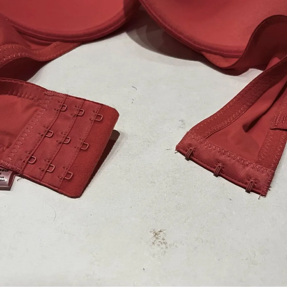 Juicy Couture Bra Underwire, Lightly Padded Coral Size 36D